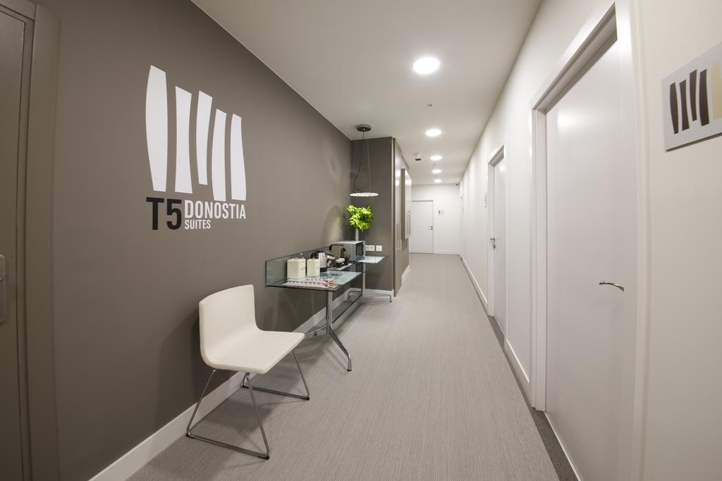 Pension T5 Donostia Suites San Sebastián Exteriör bild